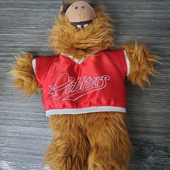 Vintage 1988 Take Me Out To The Ball Game Alf Burger King Hand Puppet Red Jersey - Picture 2 of 6